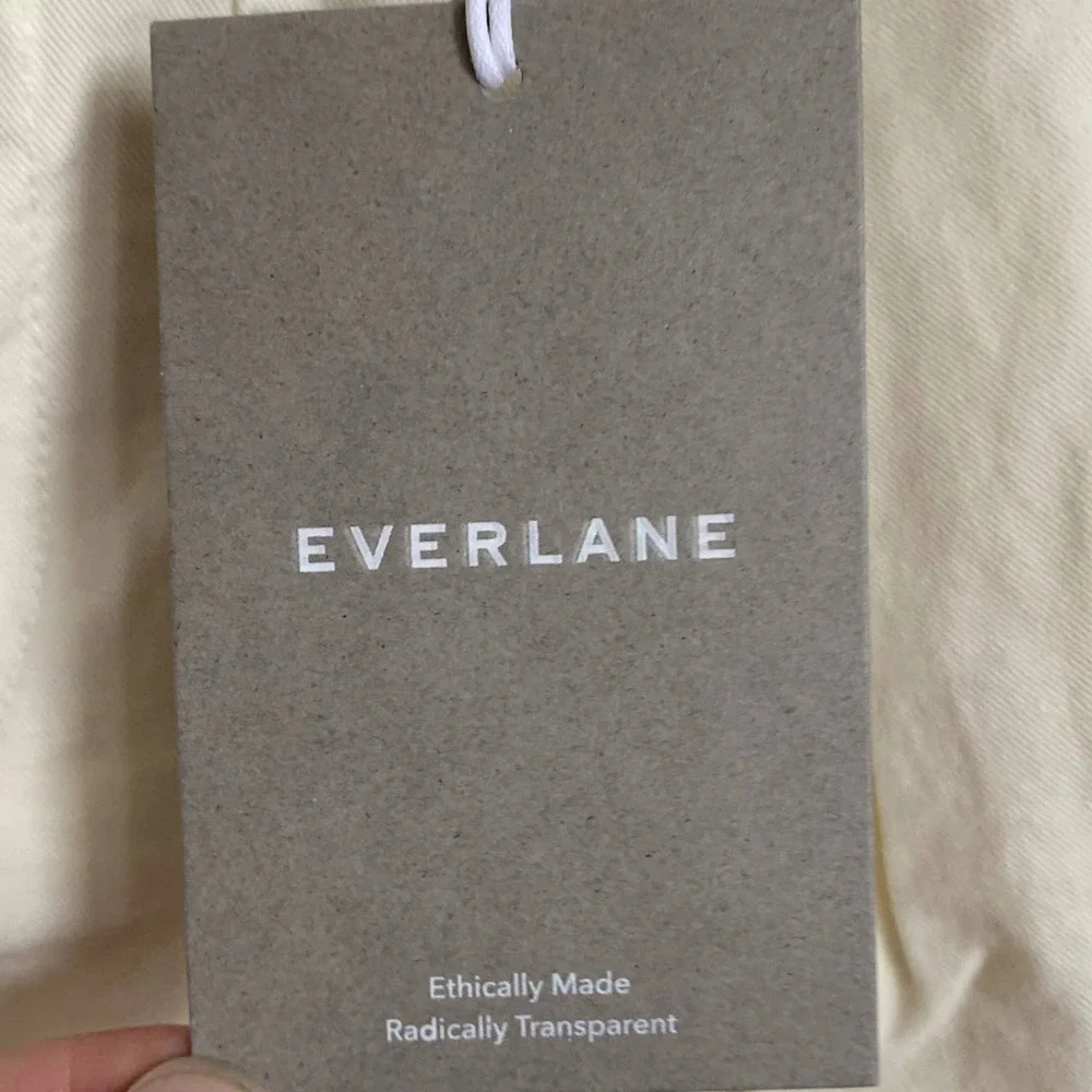 NWT‎ Everlane Sz 0 The Tourist High Waist Rolled Hem Shorts in Bone Ivory White